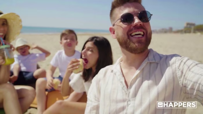 Happers To Go - Commercial beach