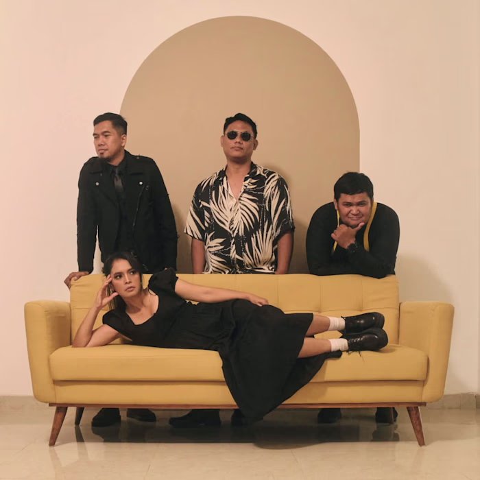 Fraidé’s - Indonesian Band