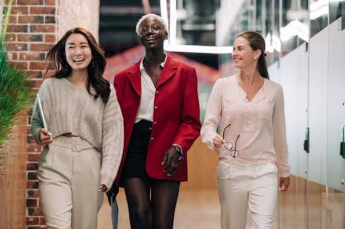 Exploring the Benefits of Pay Transparency