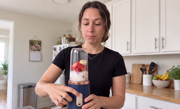 AI UGC Portable Blender Ad