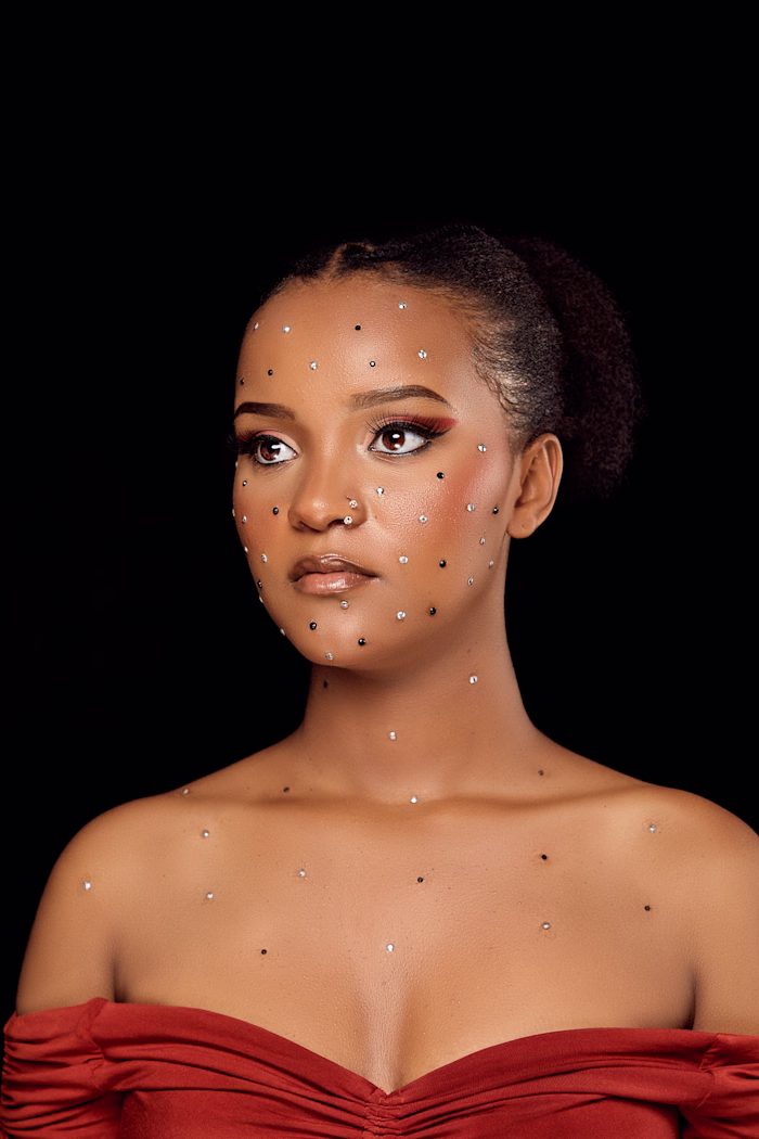PHOTO RETOUCHING /EDITING
