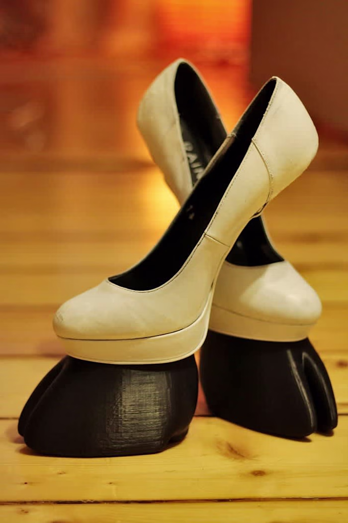 3D printed hoof for cosplay