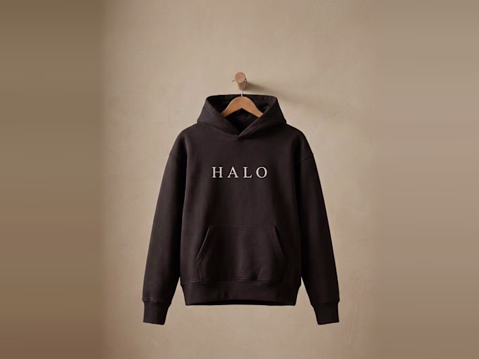 Halo Merch Mockups: AI Workflow in Flora