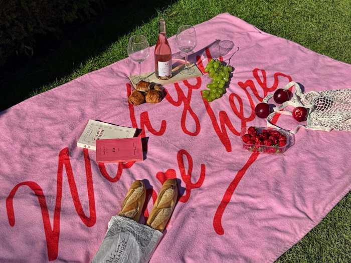 UGC shooting for a summer towels brand 