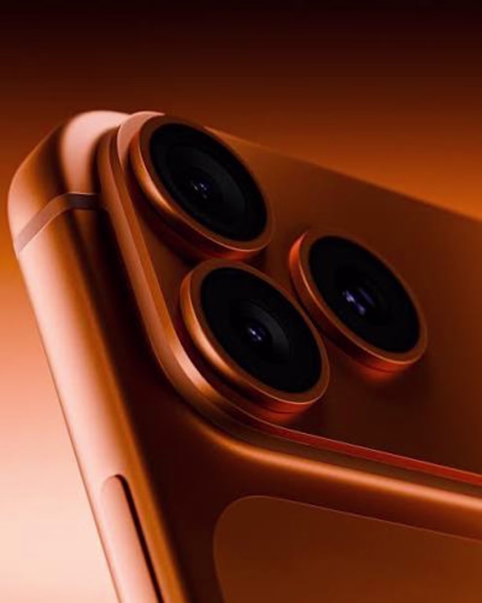 An iPhone 17 Pro Max Render