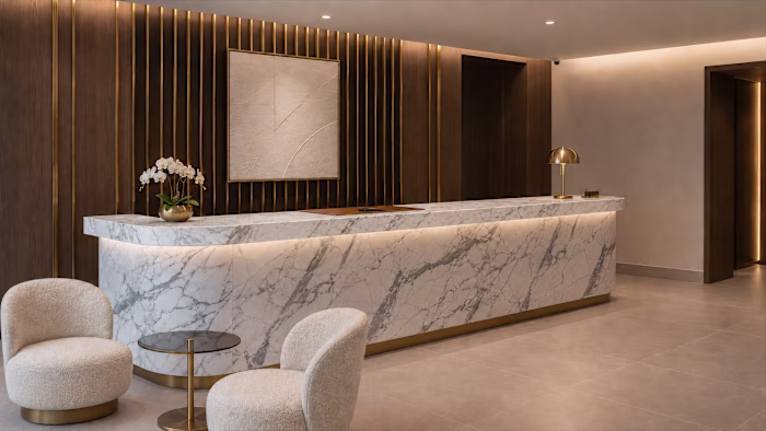 Five-Star Hotel Reception — Italian
