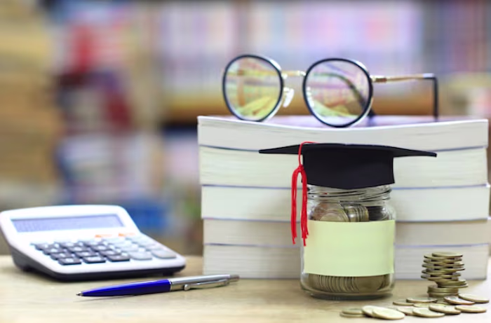 Transform Your Career: Online Payroll Certification Courses