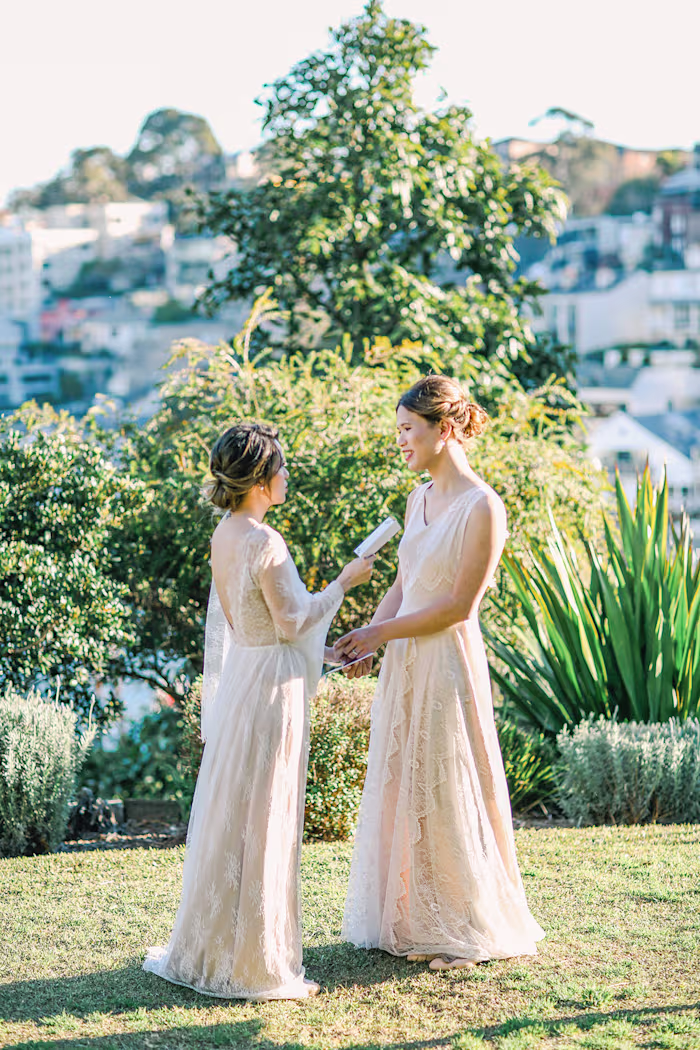 How To Live Stream Your Wedding: The Ultimate Guide