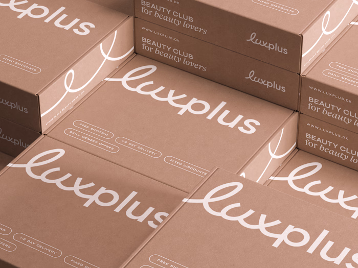 Visual identity for a beauty club