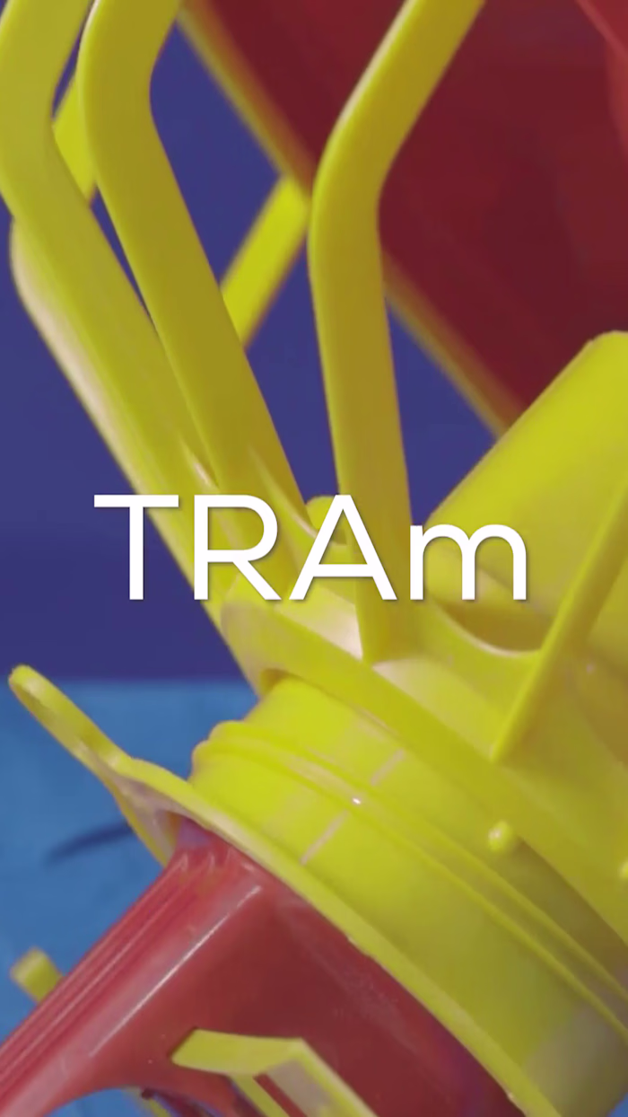 Tempat Ransum Ayam Otomatis Showcased - Iterview Test