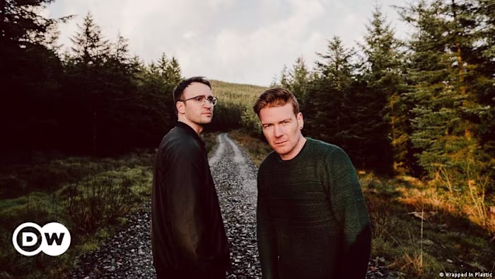 WorldLink:Brexit Uncertainty Inspires Irish Music | DW |11.10.19