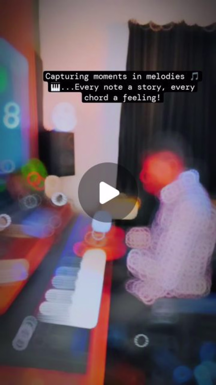 Raphael Ojo on Instagram: “Capturing moments in melodies🎹🎹🎹
…