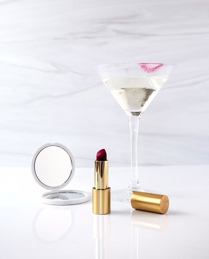 Cocktails With Adele: Ad for Omiro Direct