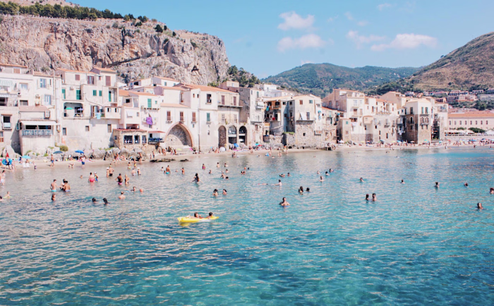 Luxury Villa Rentals in Sicily Promotion