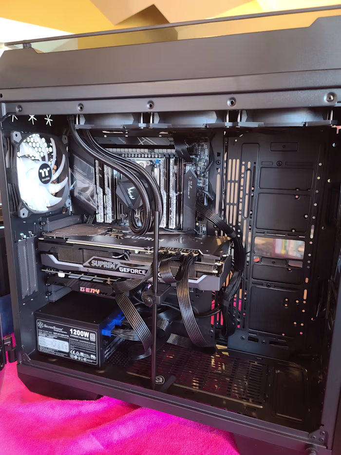 AMD Threadripper 3960X, 128GB 4000MHZ DDR4, MSI RTX3090 Supr...