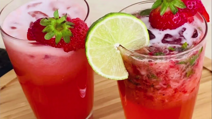 2 Refreshing Strawberry Drinks / How To Make Strawberry Lemonad…