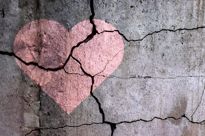 3 Tales of Ghostly Heartache