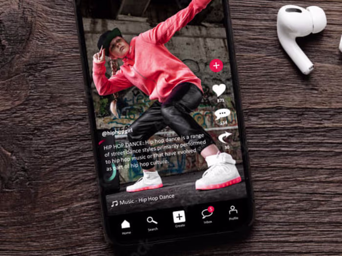 Engaging Short Videos 📱