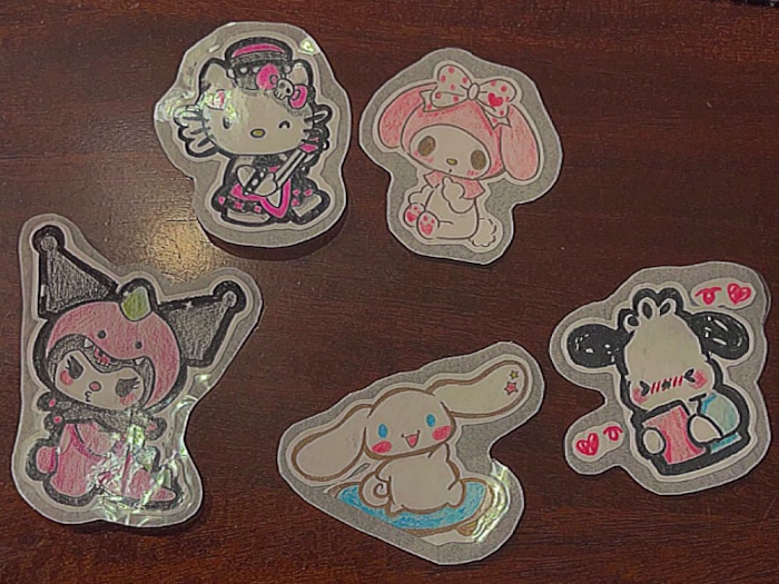 I would like to create a customized sticker business!