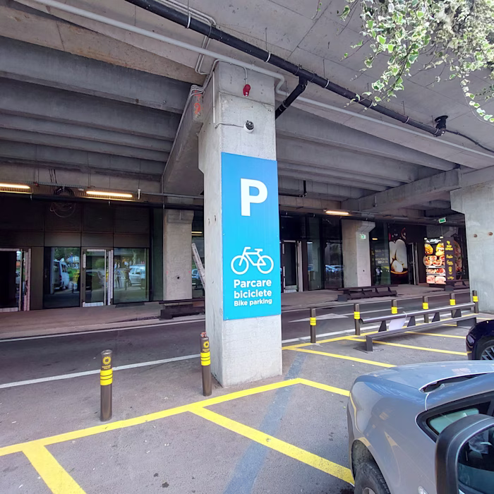 Wayfinding & Environmental Signage Design

A