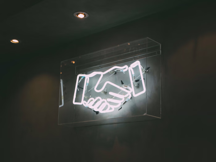 Best 5 Ways to Build a Strong Client Relationship