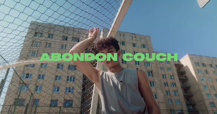 Abondon couch - Short film