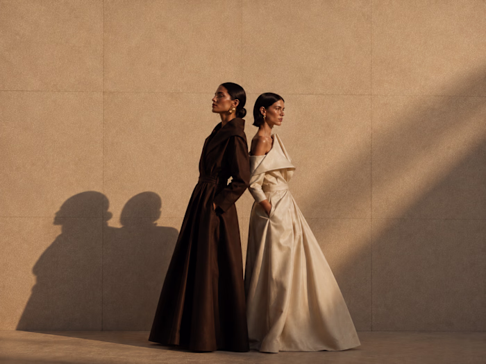 Dualities of Light
A high-end fashion