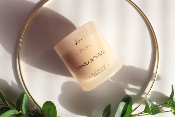 Product photography for candle bussiness