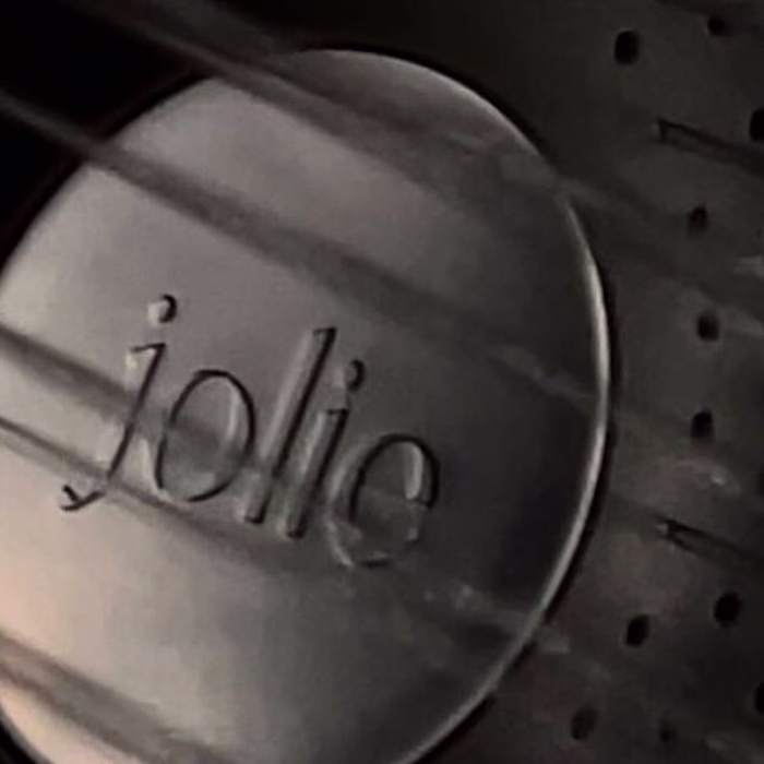 Jolie Shower Head - UGC How-To Video