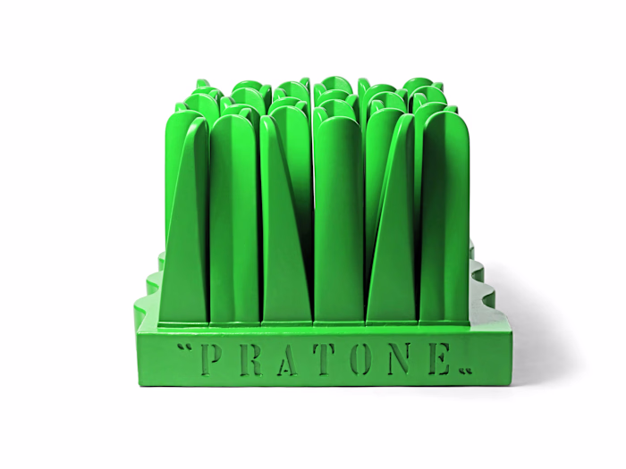 Gufram - Social Media Content and Copy for Pratone Chair 
