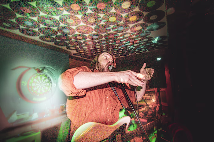 Suckle — Live Photography