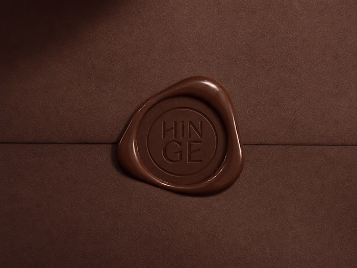 HINGE | Premium Cafe Branding