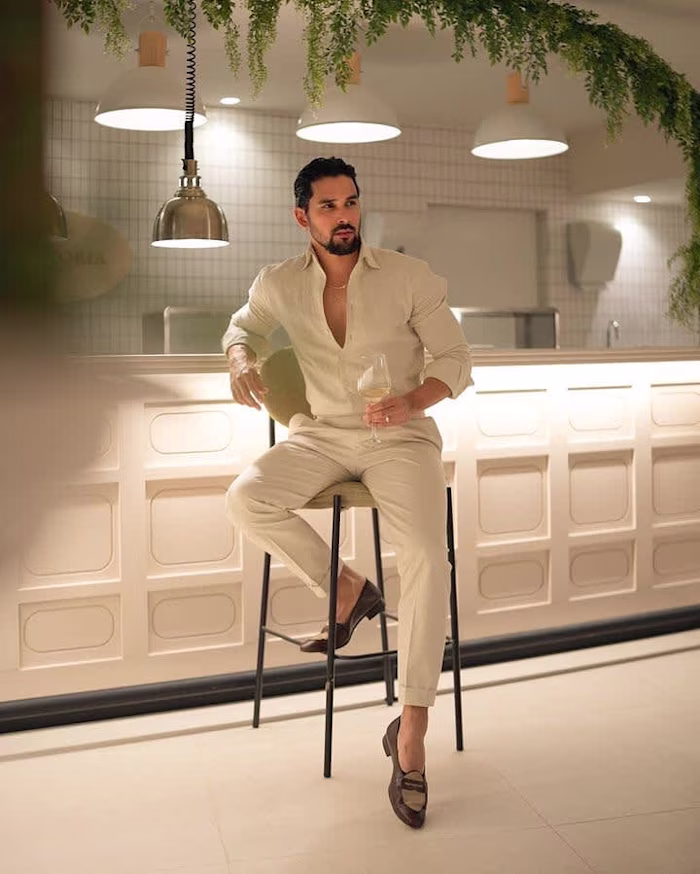 Desert Chic – High-End Styling for a Dubai Fashion-Focused Trip