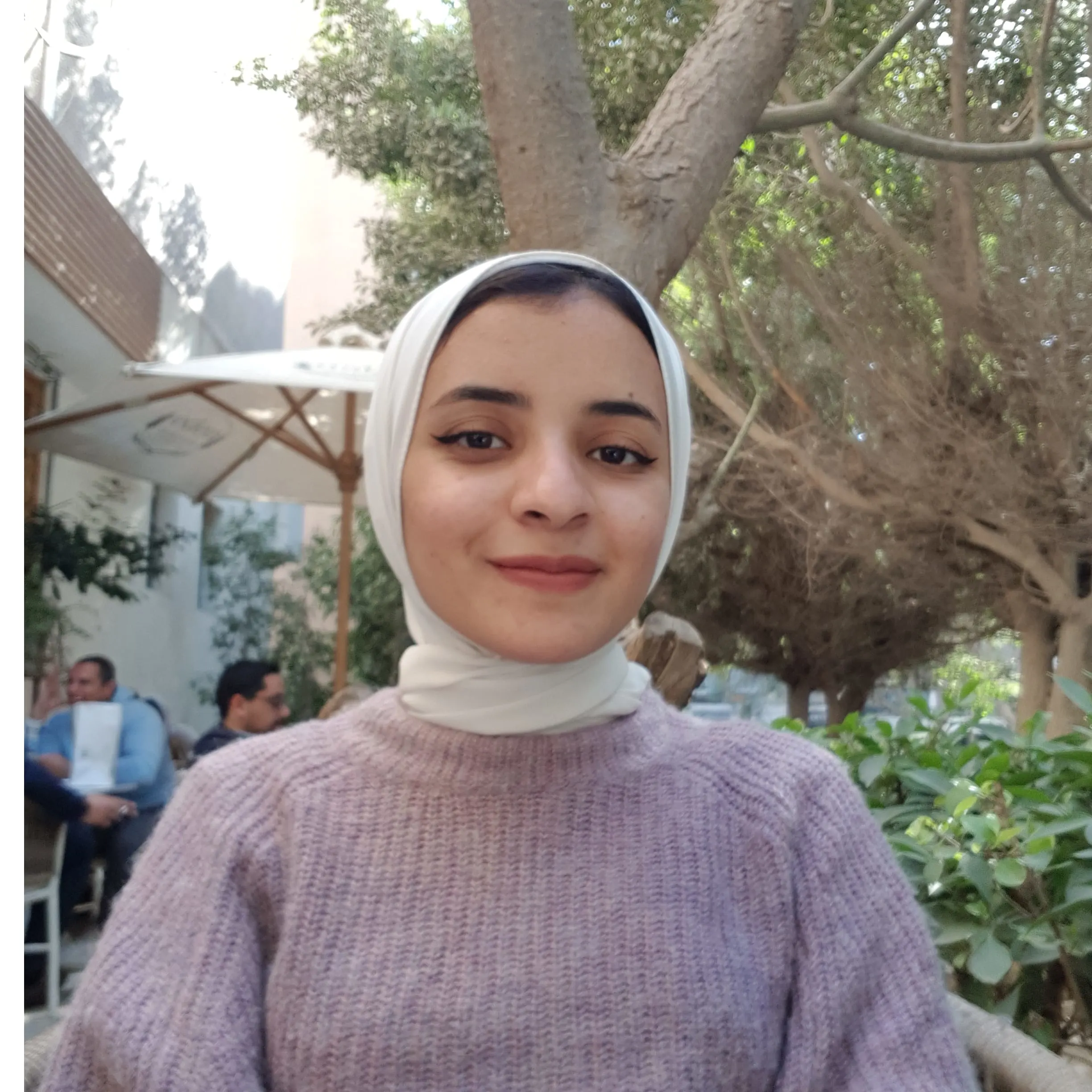 Mariam Ezzat's avatar