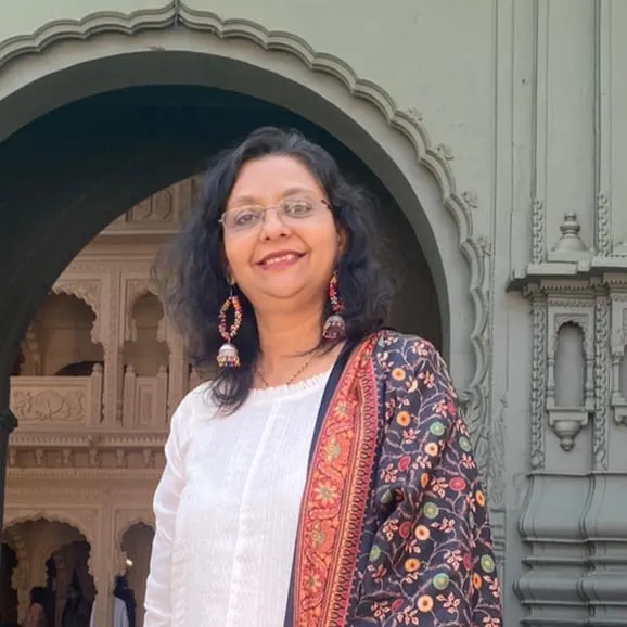 Sonali Deshpande's avatar