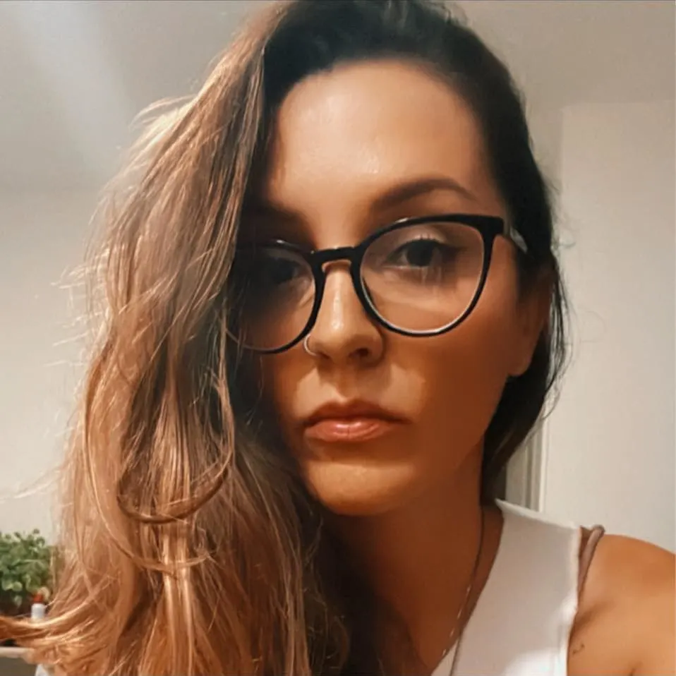 Ana Bueno's avatar
