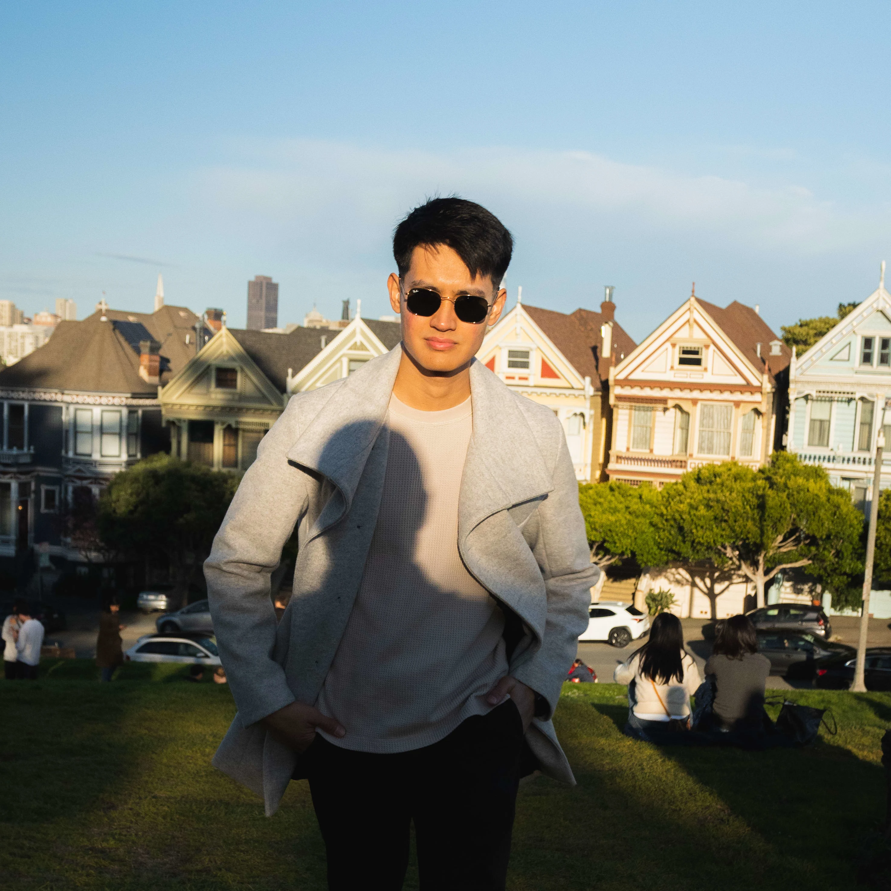 Lorenze Jay Hernandez's avatar