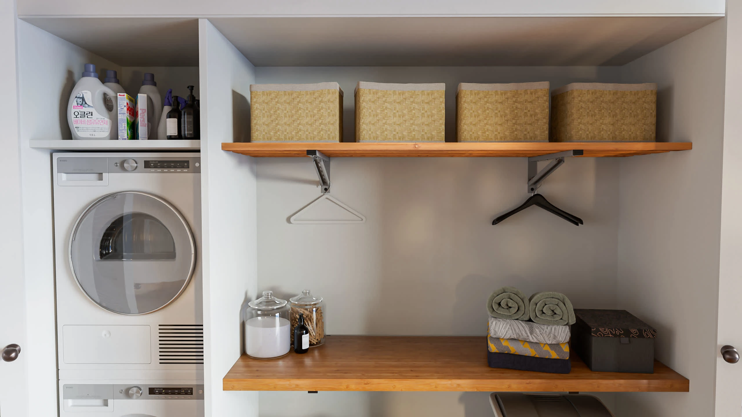 Laundry Closet Organized with Ezyracks - Close Up Shot A2