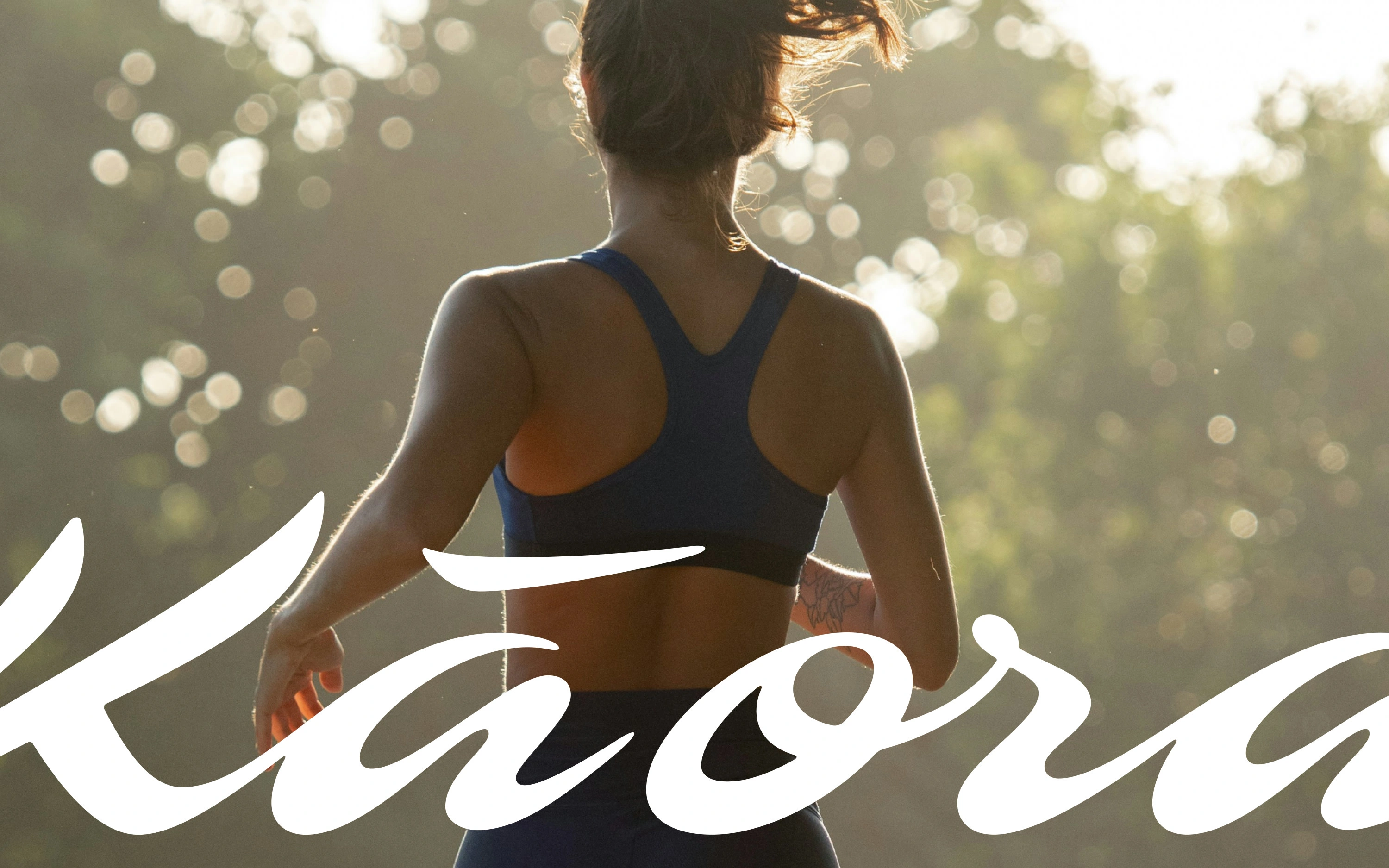 Logotype as a dynamic graphic element