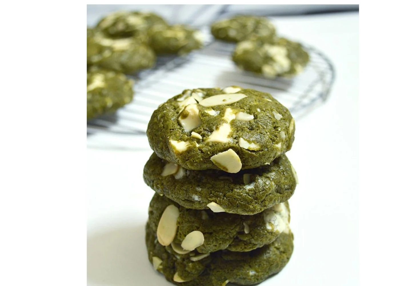 (White Chocolate Matcha Cookies with almonds)
