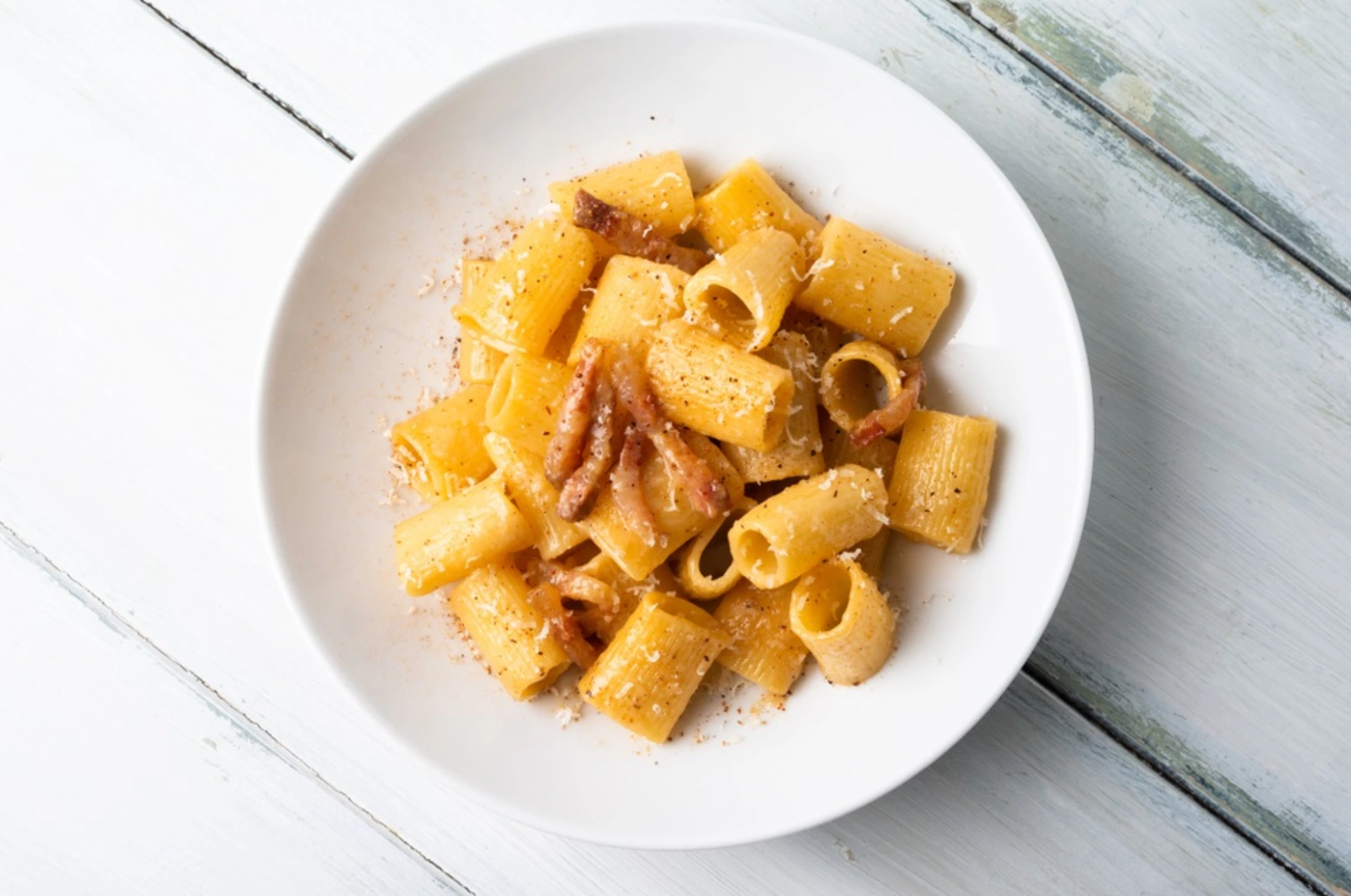 Roman Gastronomy Uncovered: A Tour of Lazio's Flavors
