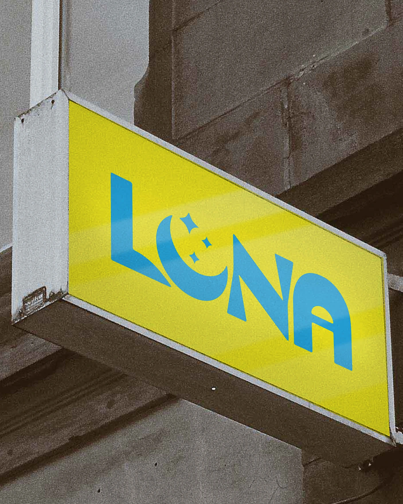 Logo Mockup