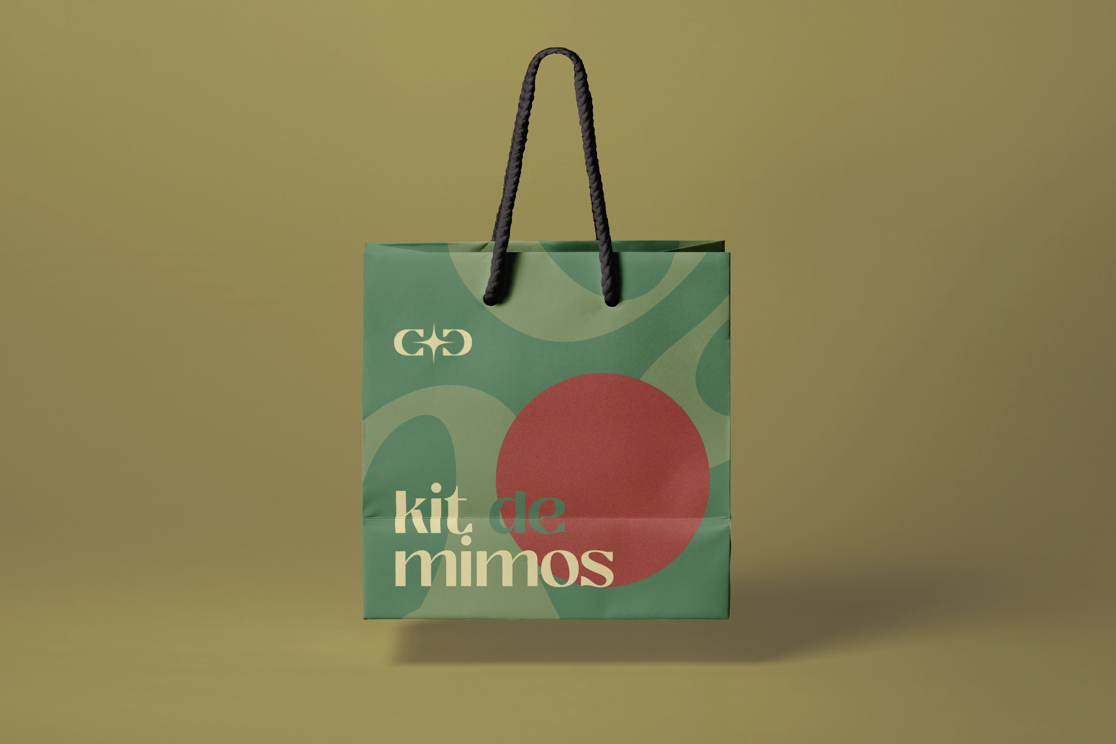 kit de mimos: bag of goodies! each participant gets one of these during events.