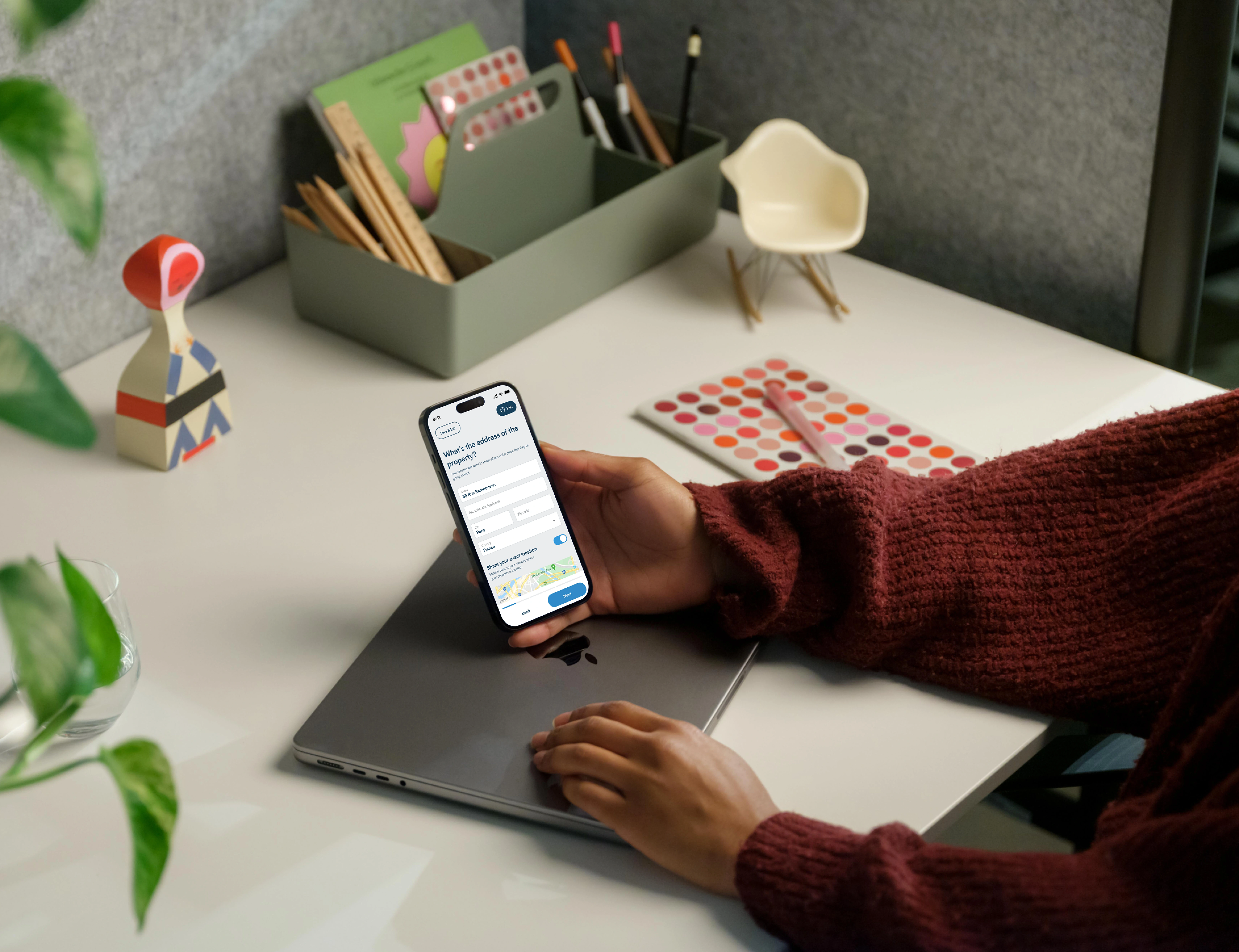 Mockup of a user navigating in Nest