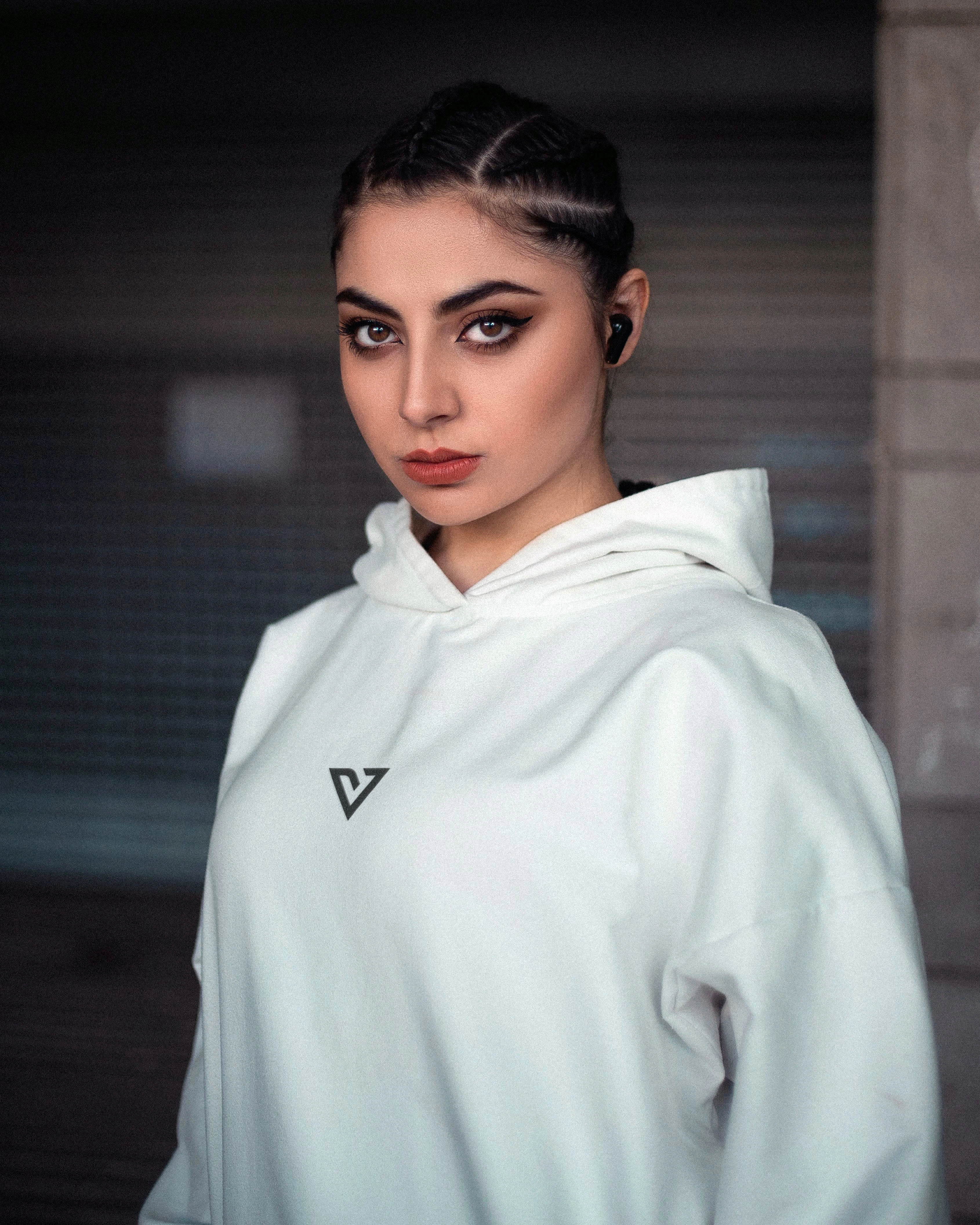 The Versa logo in Jacket