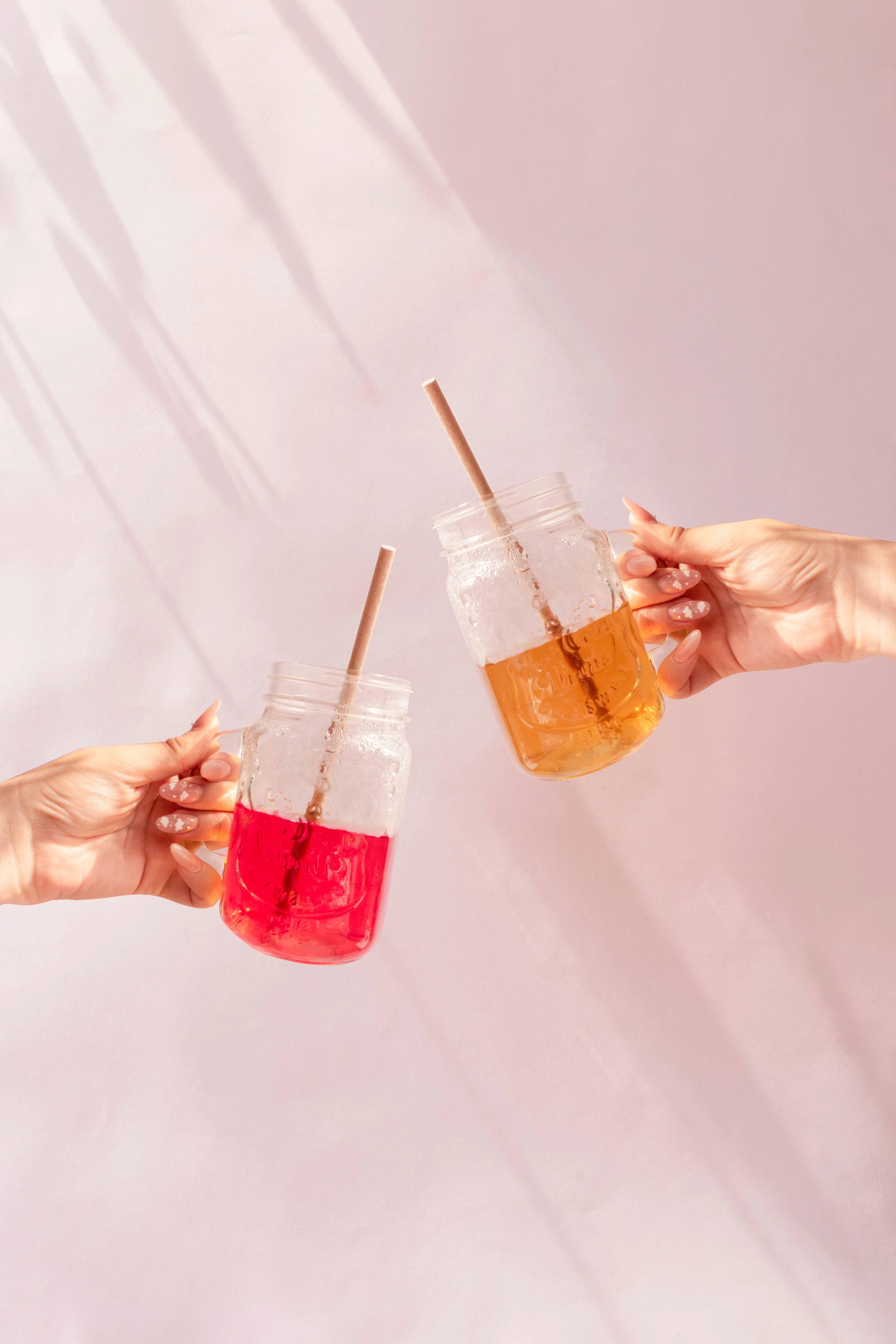 Having a blast capturing these shots for wecare products—a brand committed to eco-friendly solutions! 🌿 From compostable utensils to biodegradable packaging, every click was an opportunity to showcase their sustainable vision. It was an amazing experience working on this project, both for internal and external communications. 