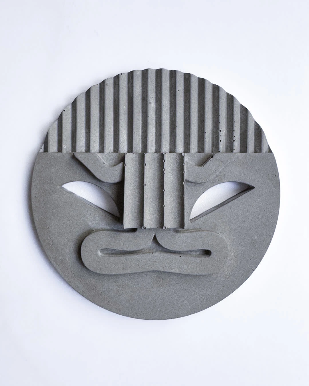 Mask — Concrete sculpture