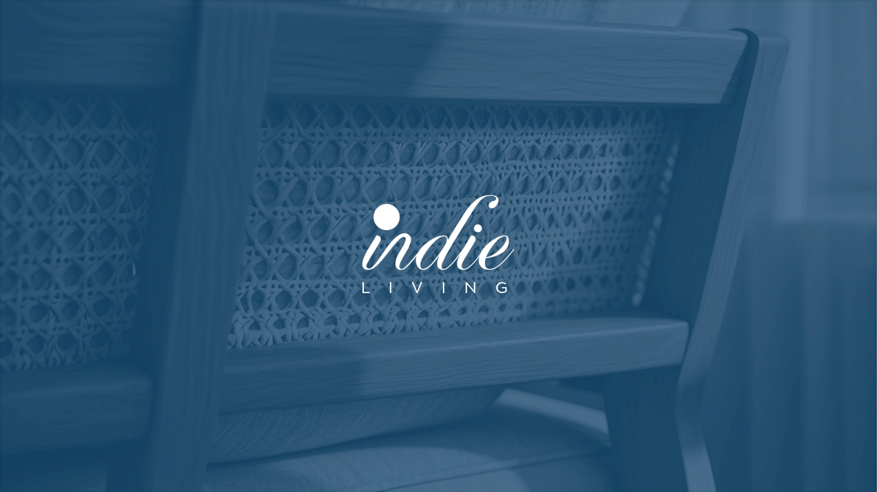 white logo of indie living