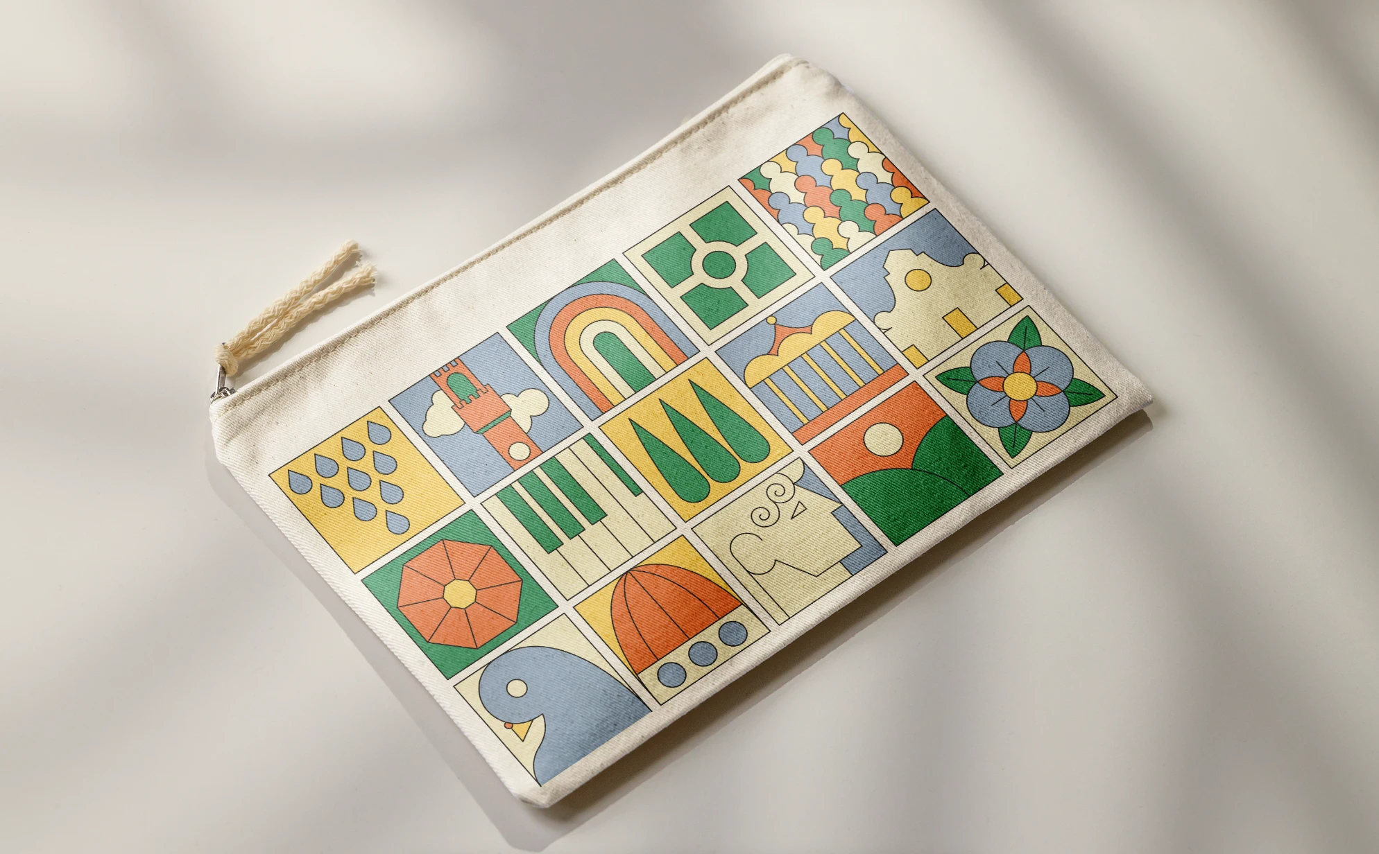 Mock up modular illustration on pouch