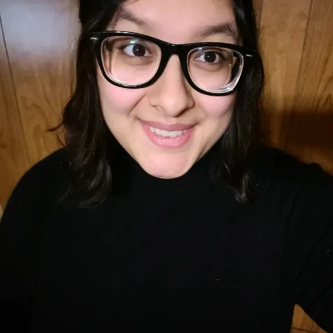 Elizabeth Prado's avatar